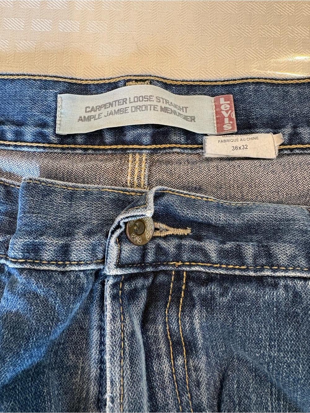 Y2K Levi’s Jeans Distressed Thrashed Size 36x32 Baggy Straight Leg Denim - Picture 12 of 16